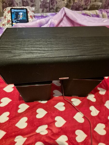 Polk audio TSI 100 home theatre sourround speakers