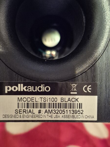 Polk audio TSI 100 home theatre sourround speakers